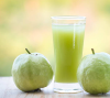 Uống nước ép ổi mỗi ngày có giúp da căng bóng, chống lão hóa?